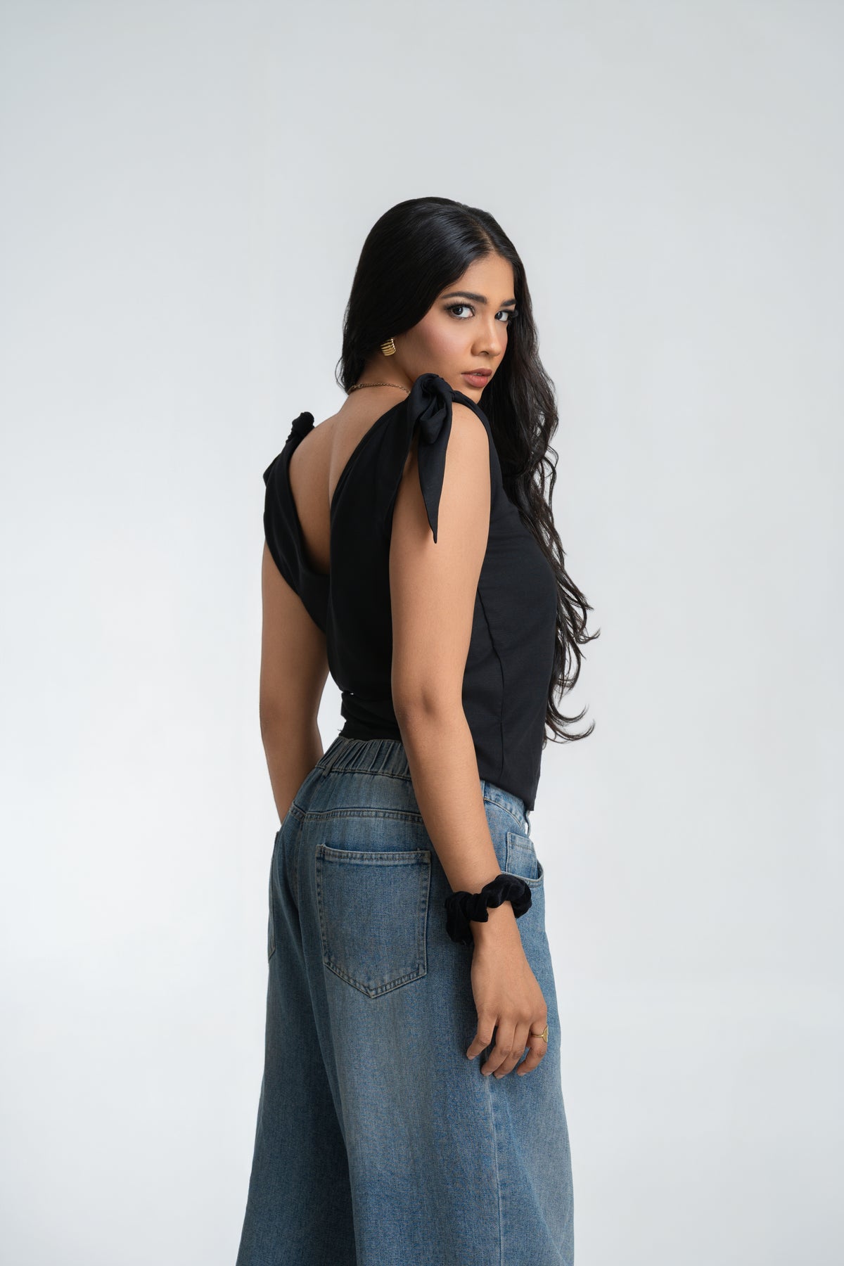 Livia tie top