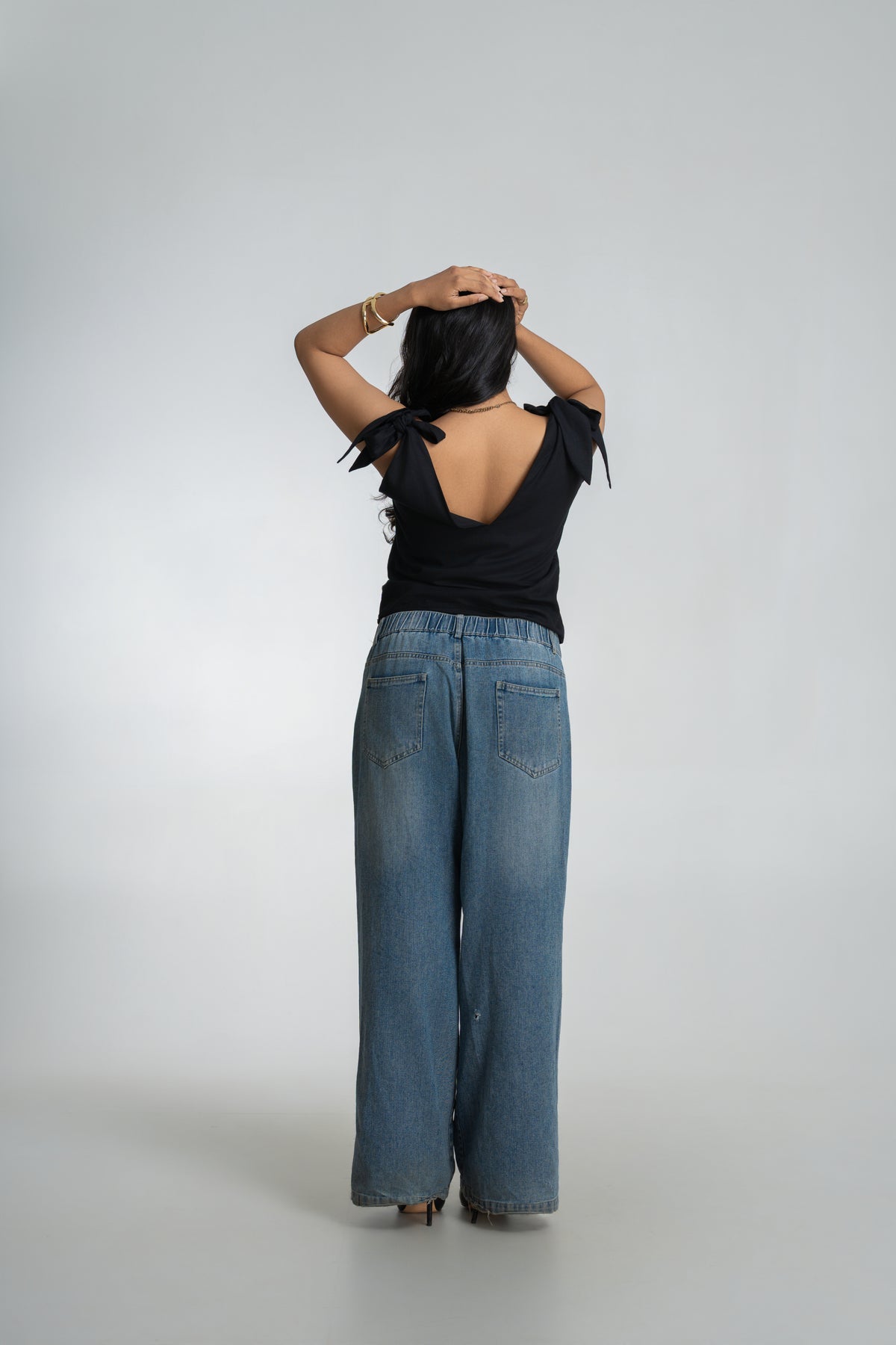 Livia tie top