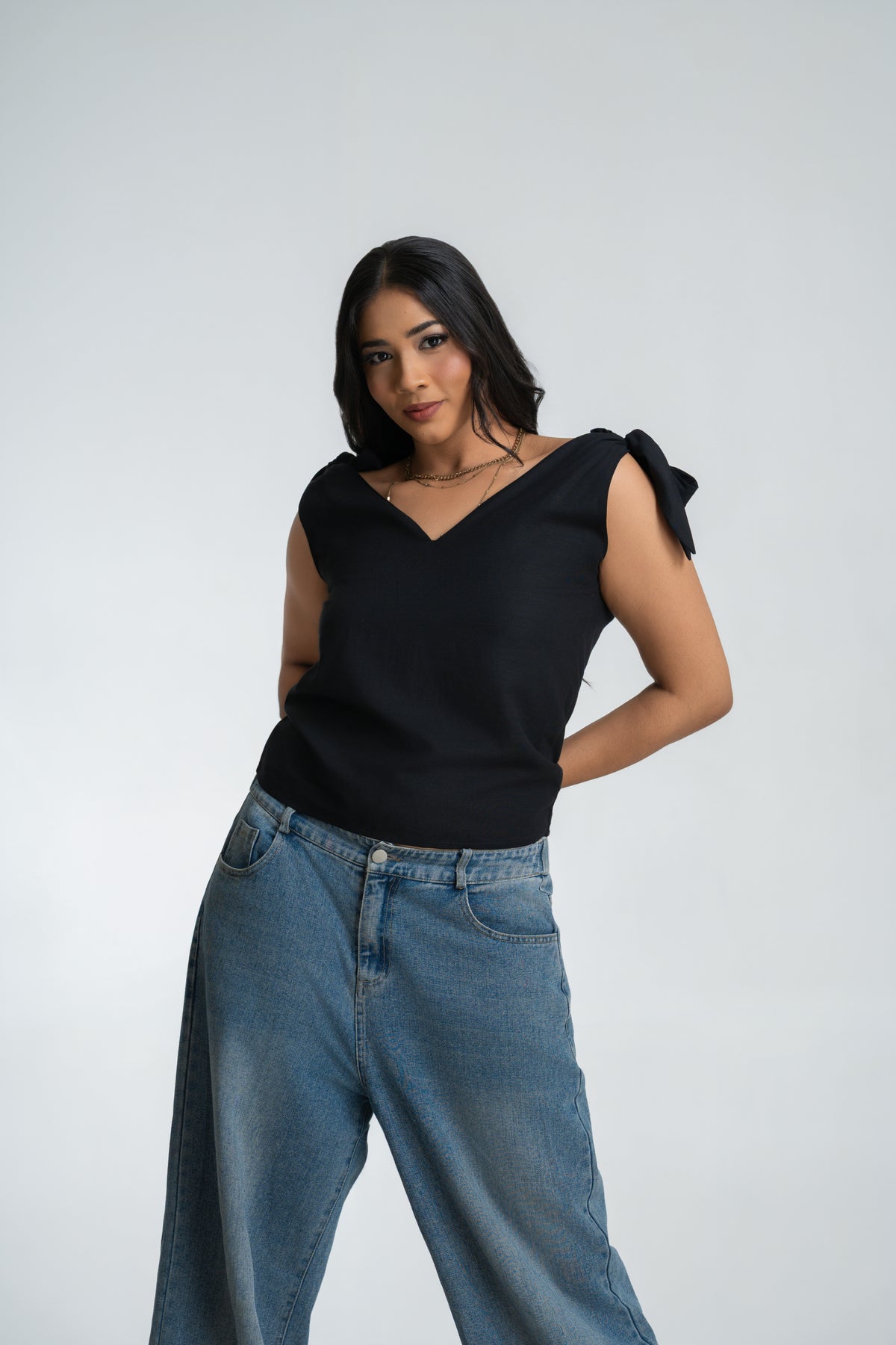 Livia tie top